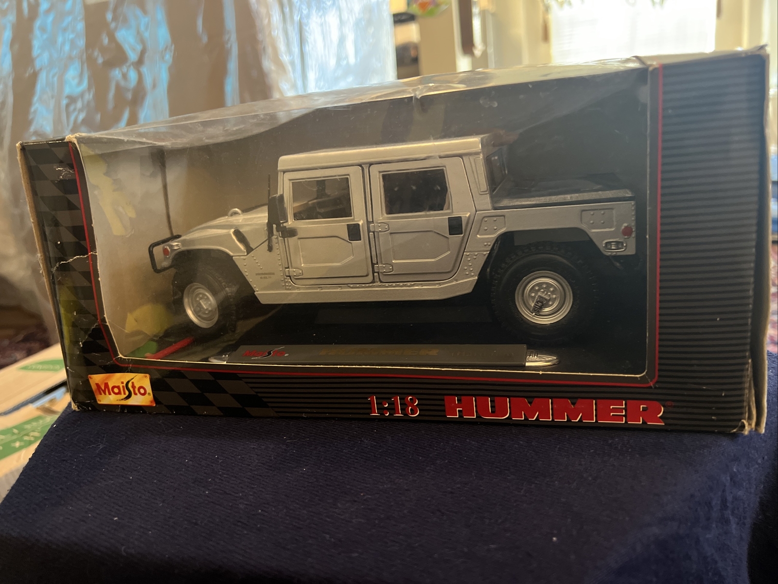 1998 Maisto Special Edition Hummer Hard Top Grey 1:18 Scale Diecast Ref.31857