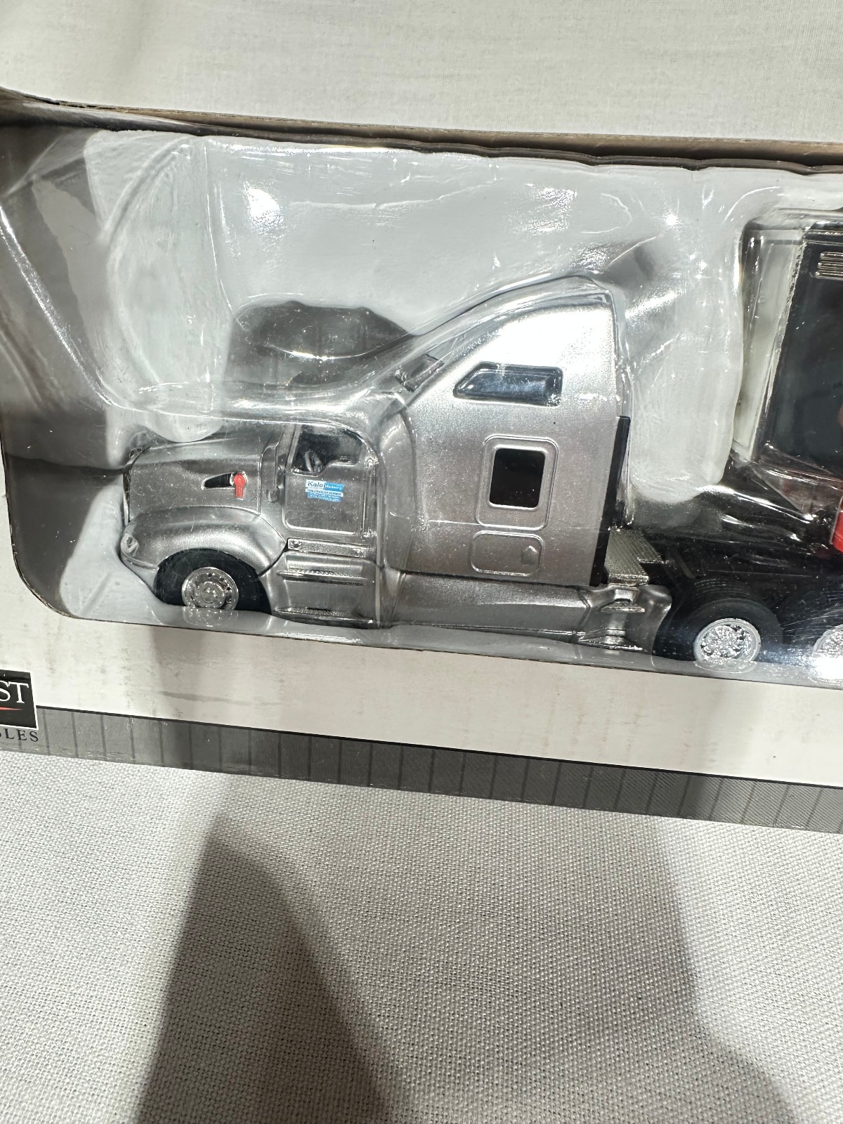 Case IH Ride The Lightning Pulling Tractor Kenworth Semi By SpecCast 1/64th