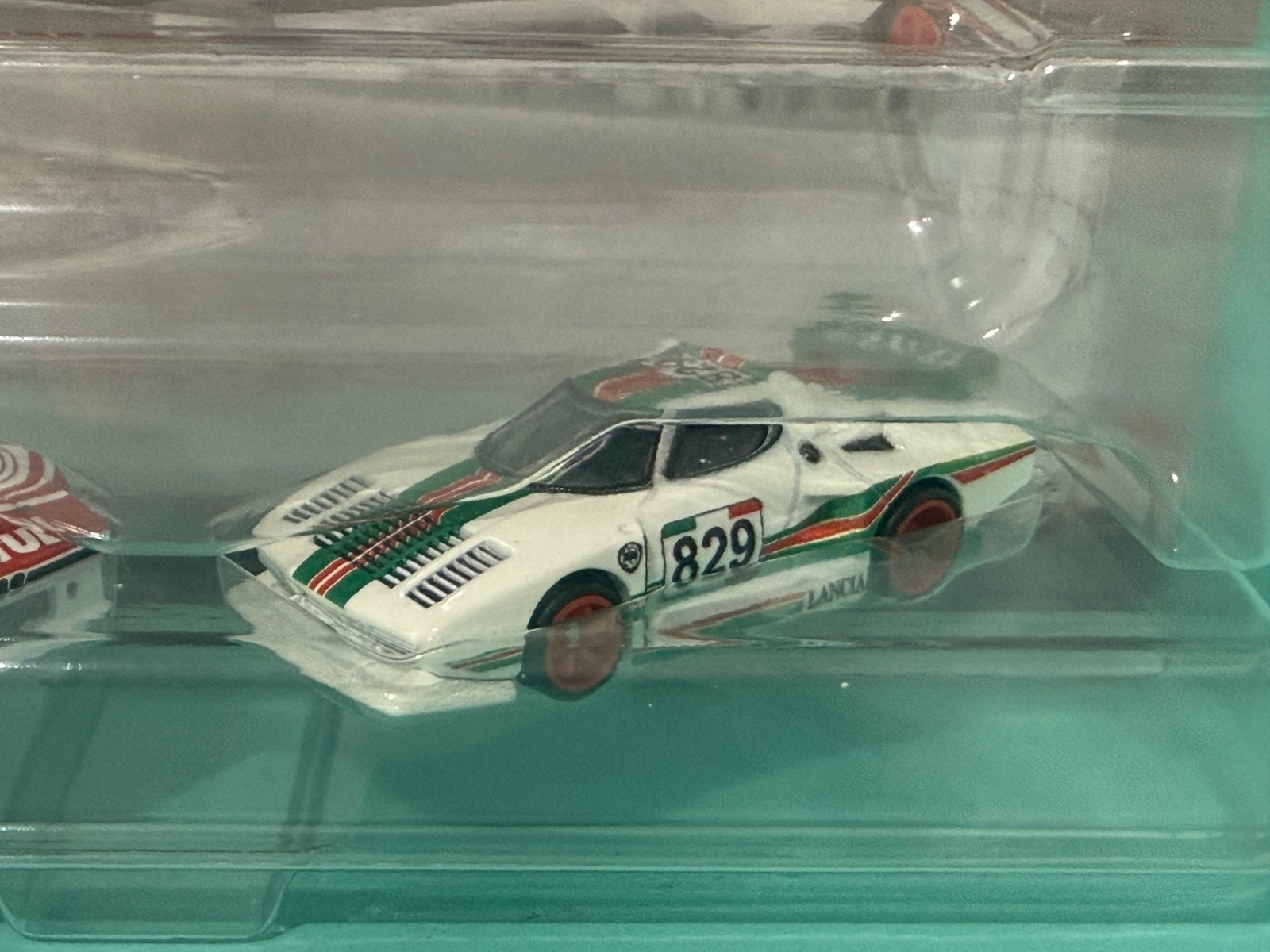 HOT WHEELS TWIN PACK 2 CAR SET BMW M1 PROCAR LANCIA STRATOS GROUP 5 1:64 3+