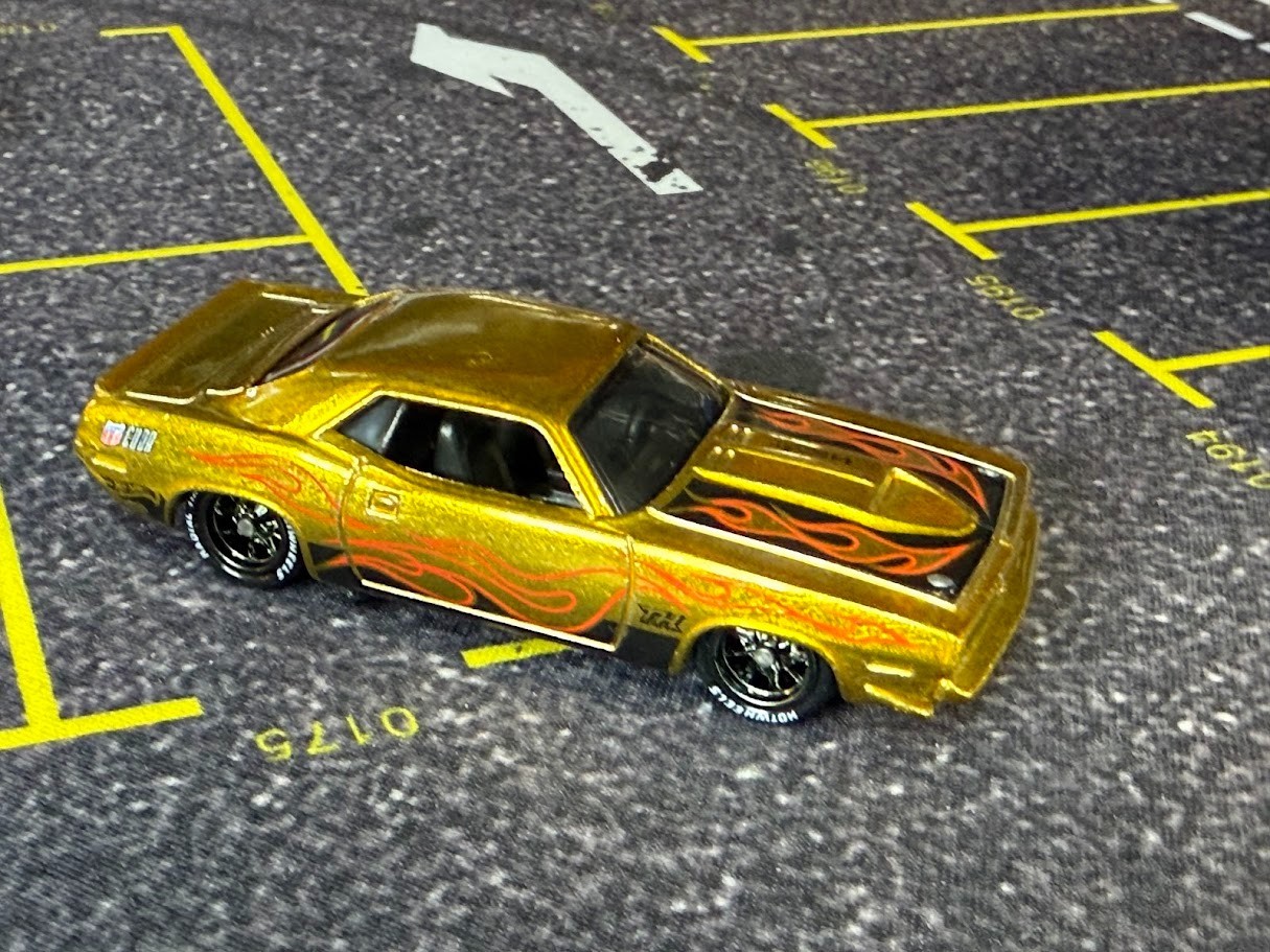 Hot Wheels 2026 STH Super Treasure Hunt ‘70 Plymouth AAR Cuda LOOSE NEW MINT