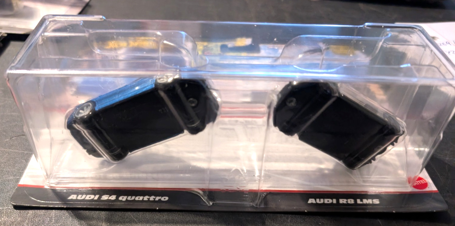 hot wheels premium 2025 audi s4 quattro blue/audi r8lms silver new car culture