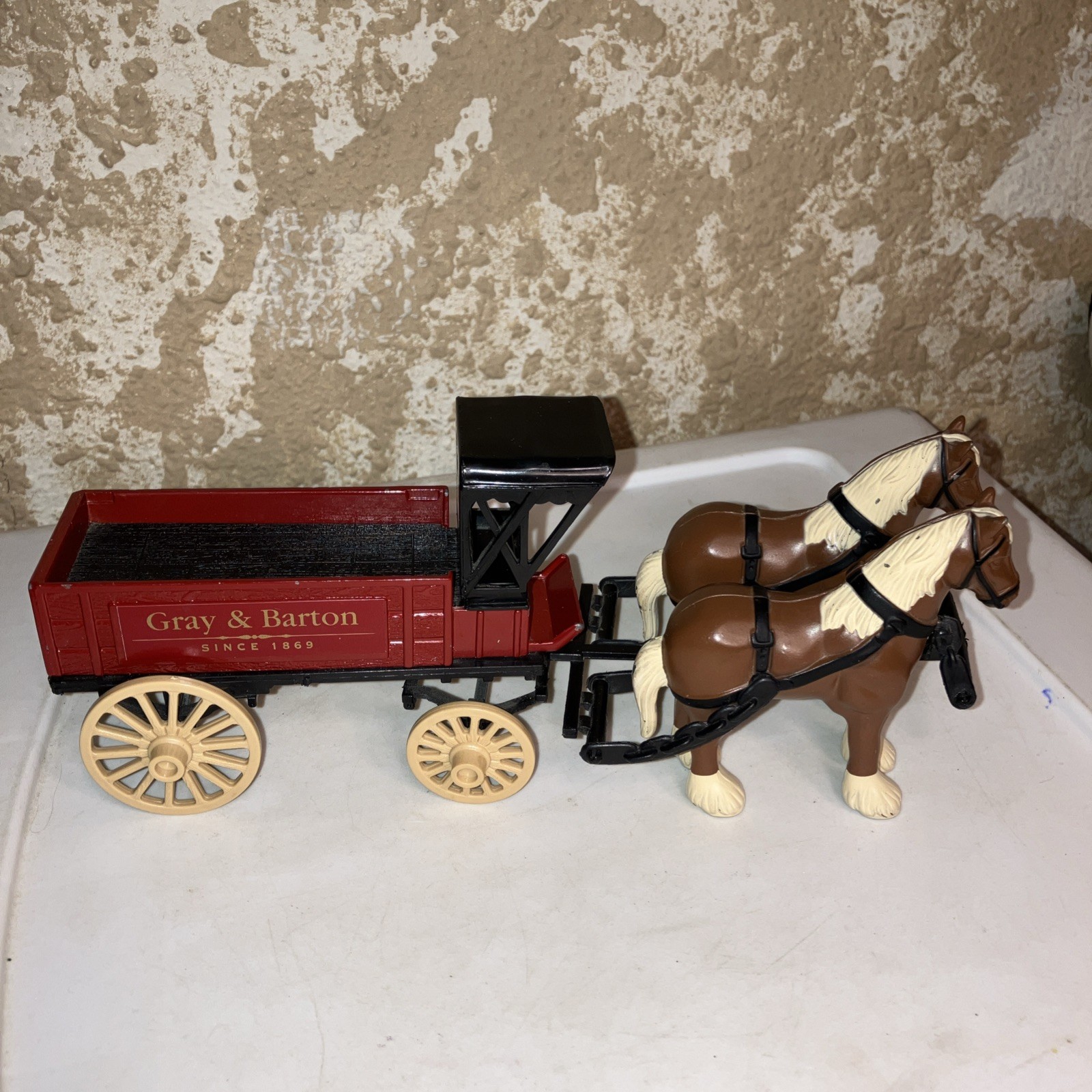 Ertl Die Cast Metal Gray and Barton Horse and Plastic Wagon Toy Delivery Vintage