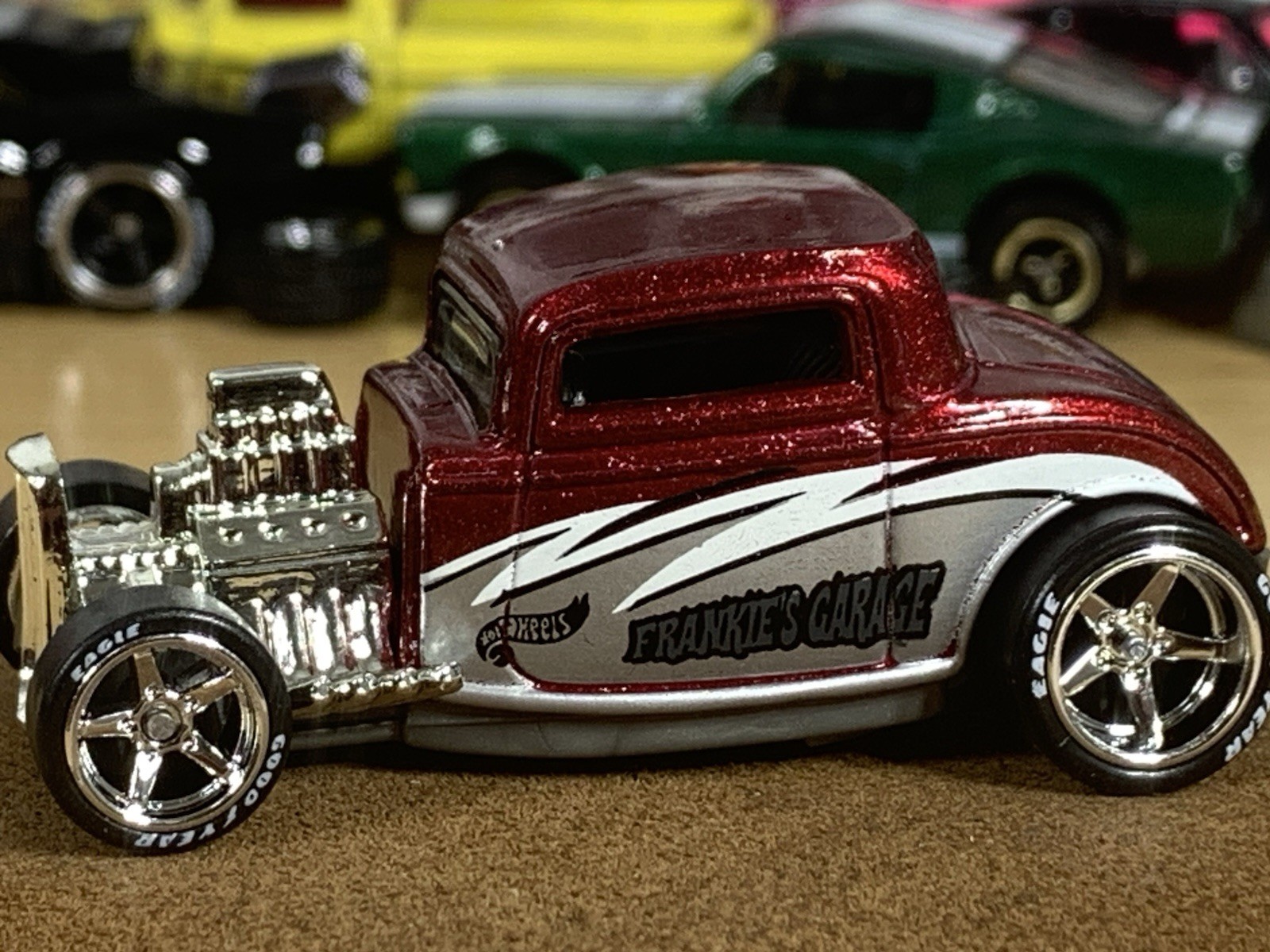 Hot Wheels ’32 Ford Pearl Red Frankie’s Garage Custom Wheel Swap Loose
