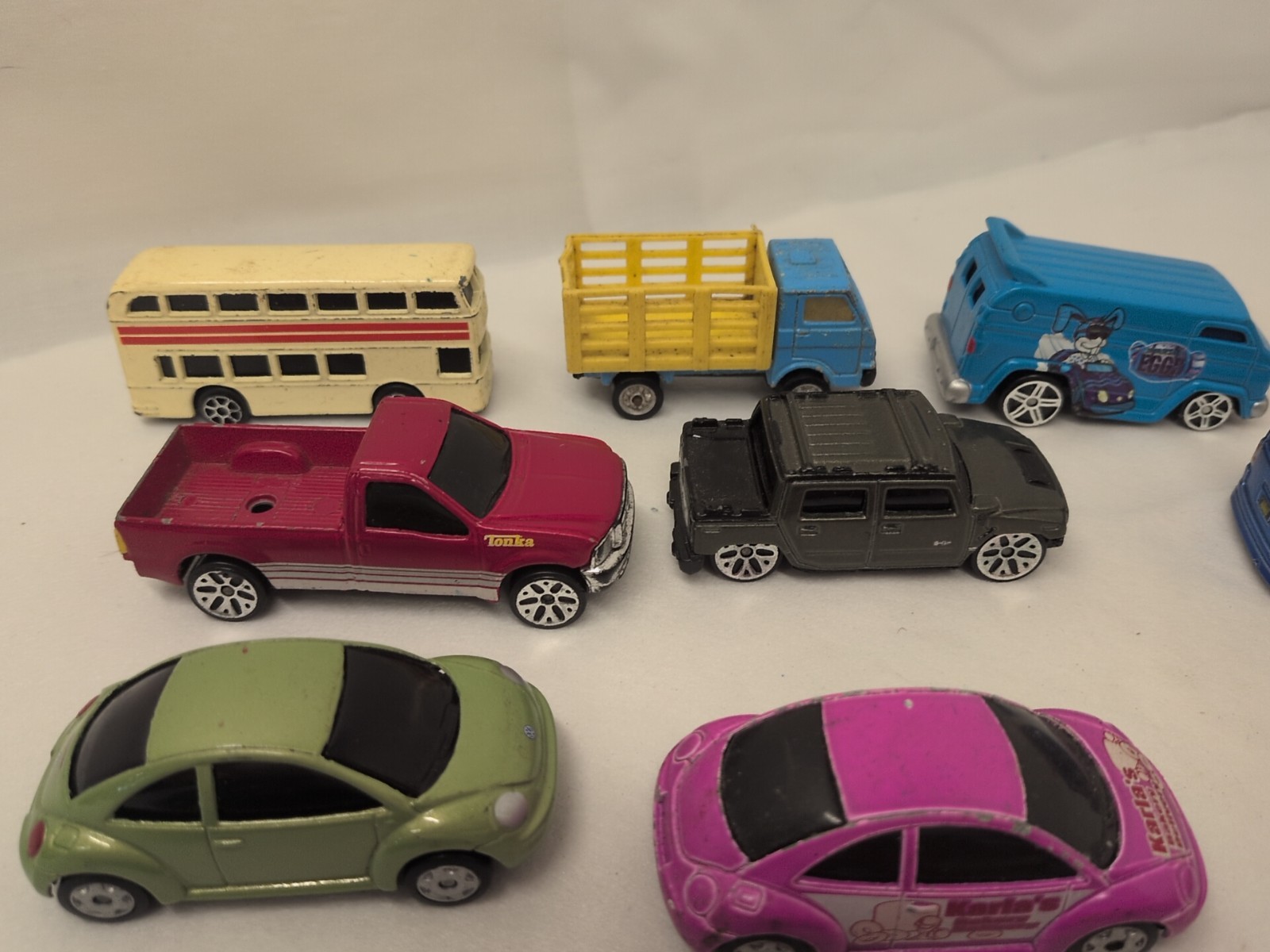Maisto 1/64 Diecast Lot of 13 Loose Cars Various Years and Models See Photos