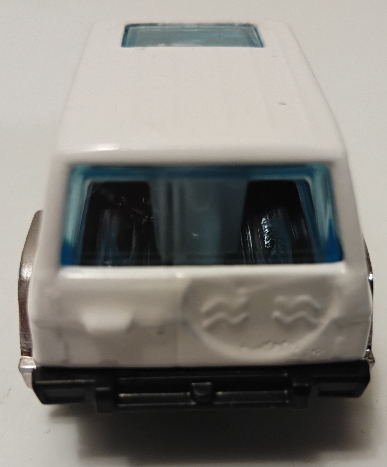 Hot Wheels: Nissan Patrol Custom (Gone in Sixty Seconds Series 4-Josie)