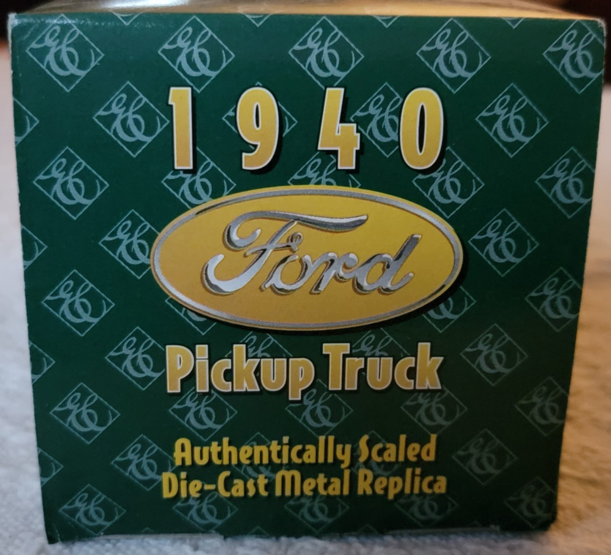ERTL Collectibles 1940 Ford Pickup Truck Prestige Series Diecast 1/25 Scale 1994