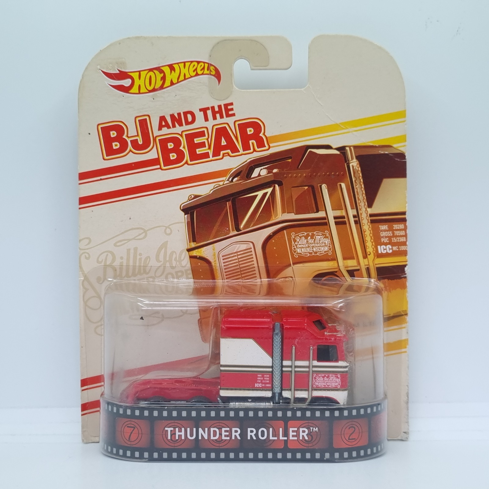 HOT WHEELS 2014 RETRO ENTERTAINMENT THUNDER ROLLER BJ AND THE BEAR W/ PROTECTOR
