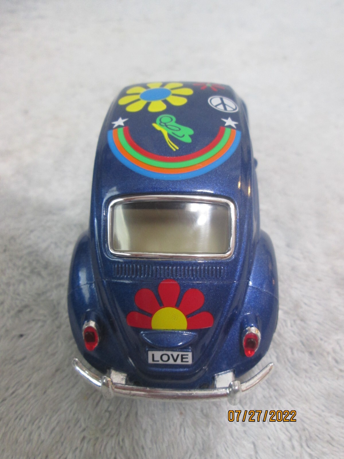 Set Of 3 Kintoy Die Cast Volkswagen Beetle 1967 Cars (2 Happy Flower 1 Police)