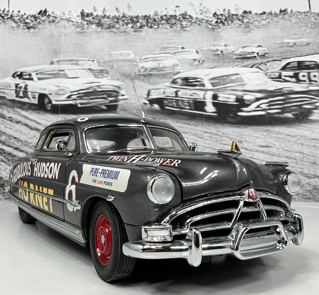 Franklin Mint 1951 Hudson Hornet Coupe #6 Stock Car Gray 1:24 – RARE Papers