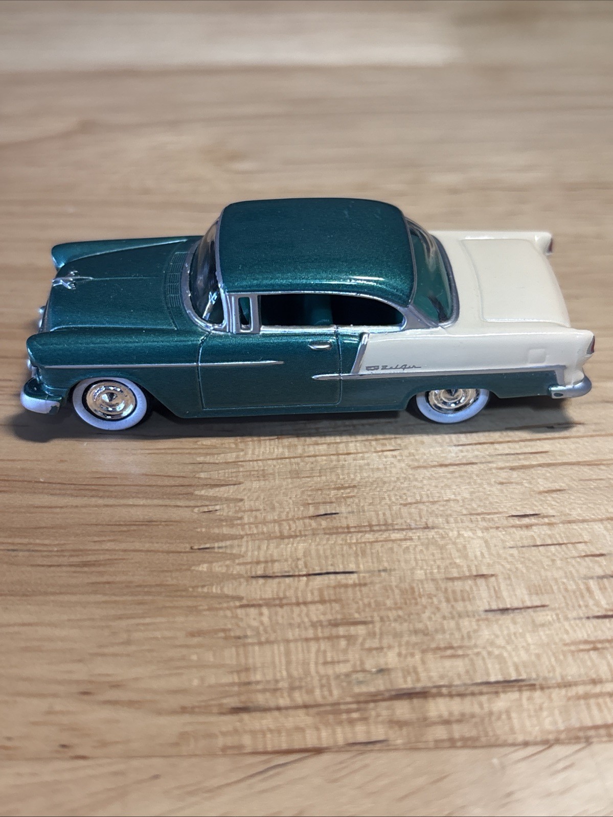 2001 Reader’s Digest 1955 Chevrolet Bel Air Die-Cast Car – Official GM Licensed