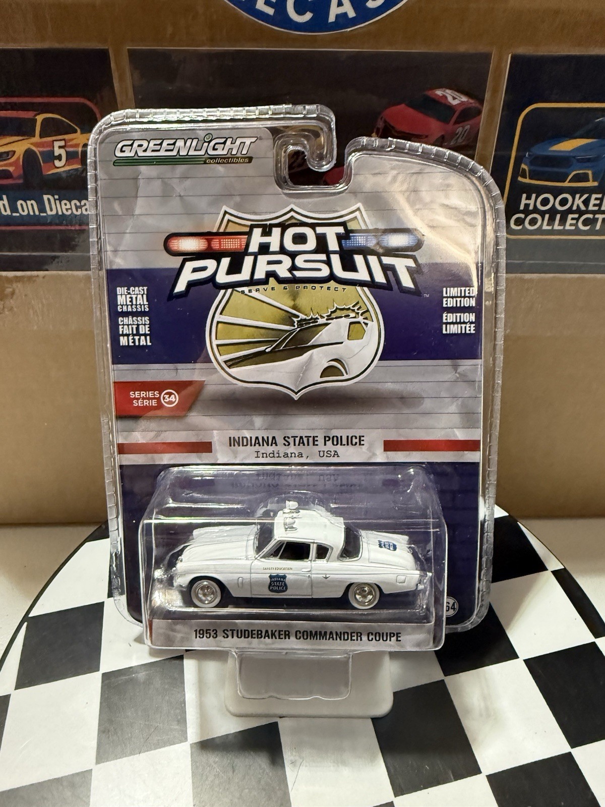 Hot Pursuit Indiana State Police 1953 Studebaker Coupe Series 34 1/64 Diecast