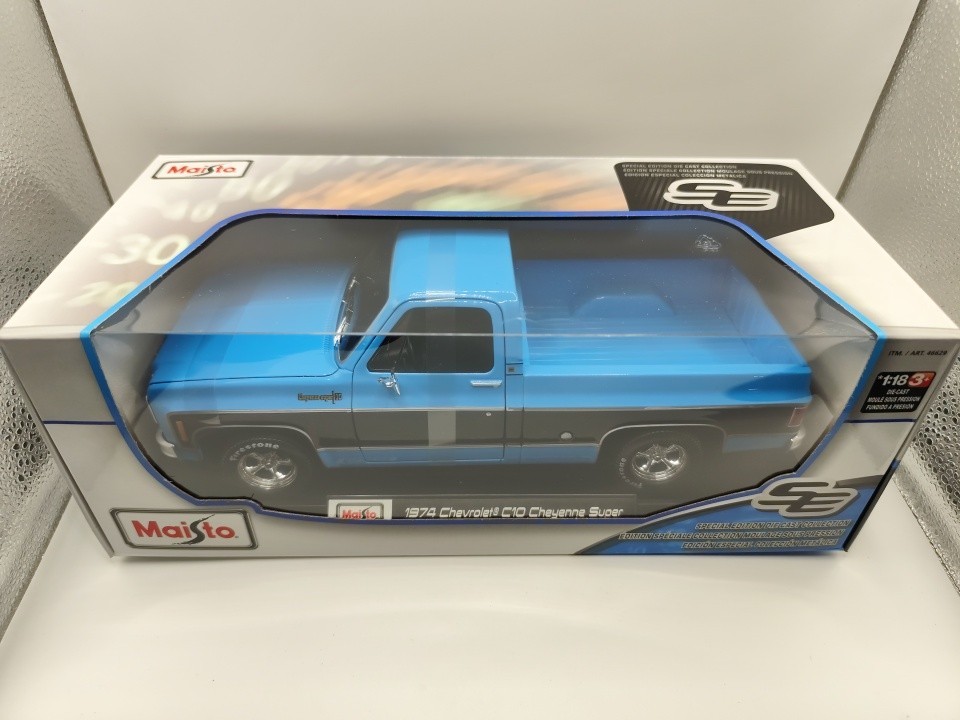 Maisto 1:18 1974 Chevrolet C10 Cheyenne Super Pickup Truck Blue Black Stripe New