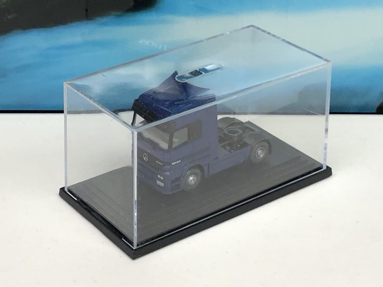 Actros Mercedes- Benz 1/64 Mini, Cab Only Brand New