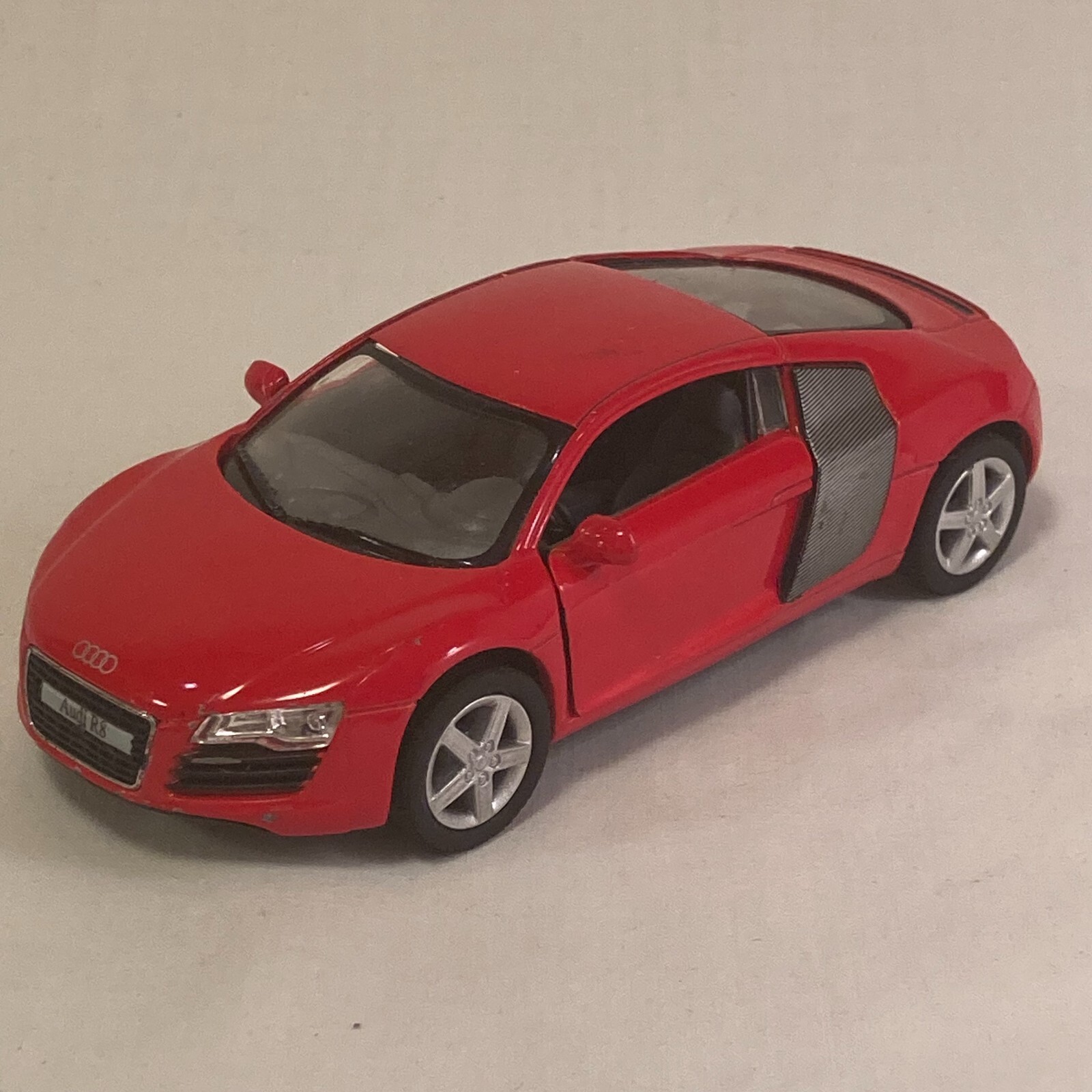 Kinsmart Audi R8 2020 Fire Engine Red Hardtop 1/36 Scale Diecast Car