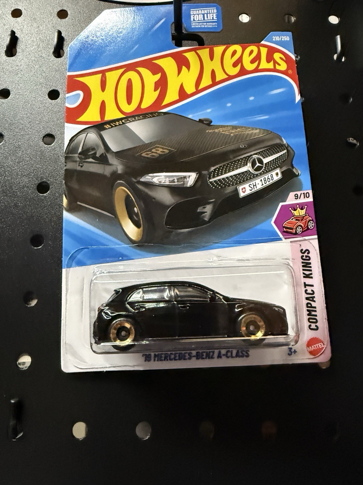 🔥2026 M Case Hot Wheels Compact Kings ’19 Mercedes-Benz A-Class Black/Gold🔥