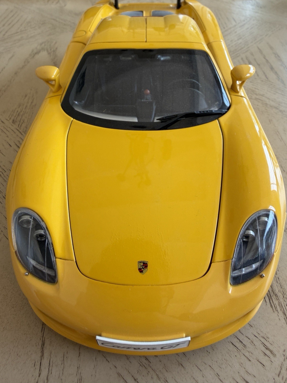 AUTOart Porsche Carrera GT 1:18 VERY RARE Yellow