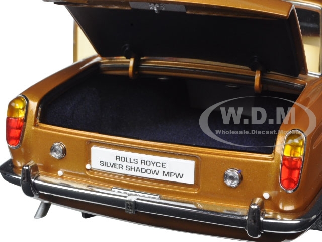 1968 ROLLS ROYCE SILVER SHADOW BRONZE 1/18 DIECAST MODEL CAR BY PARAGON 98205