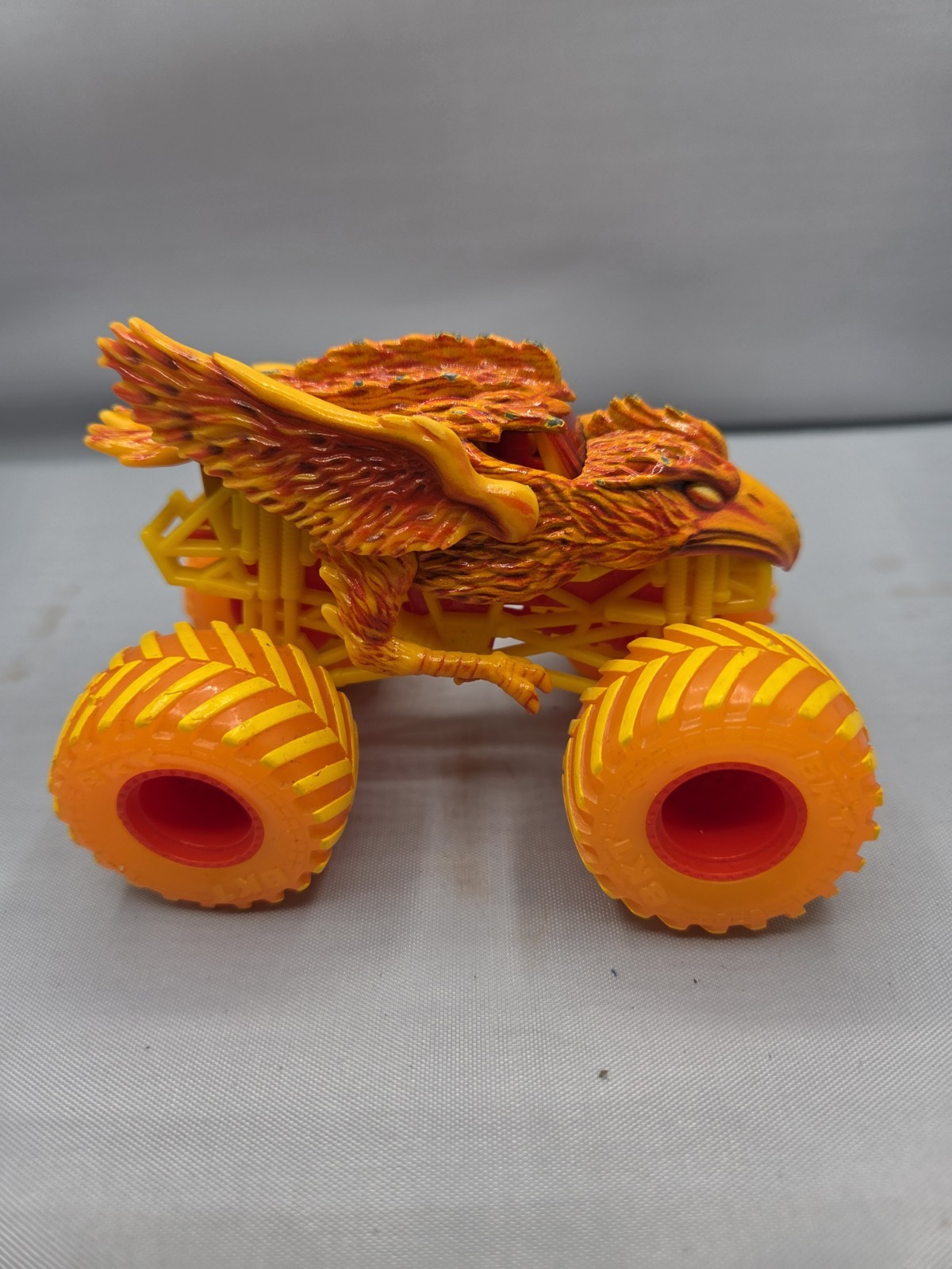 Hot Wheels Spin Master 1:64 Wildfire Monster Jam Truck Fire Ice Special Edition
