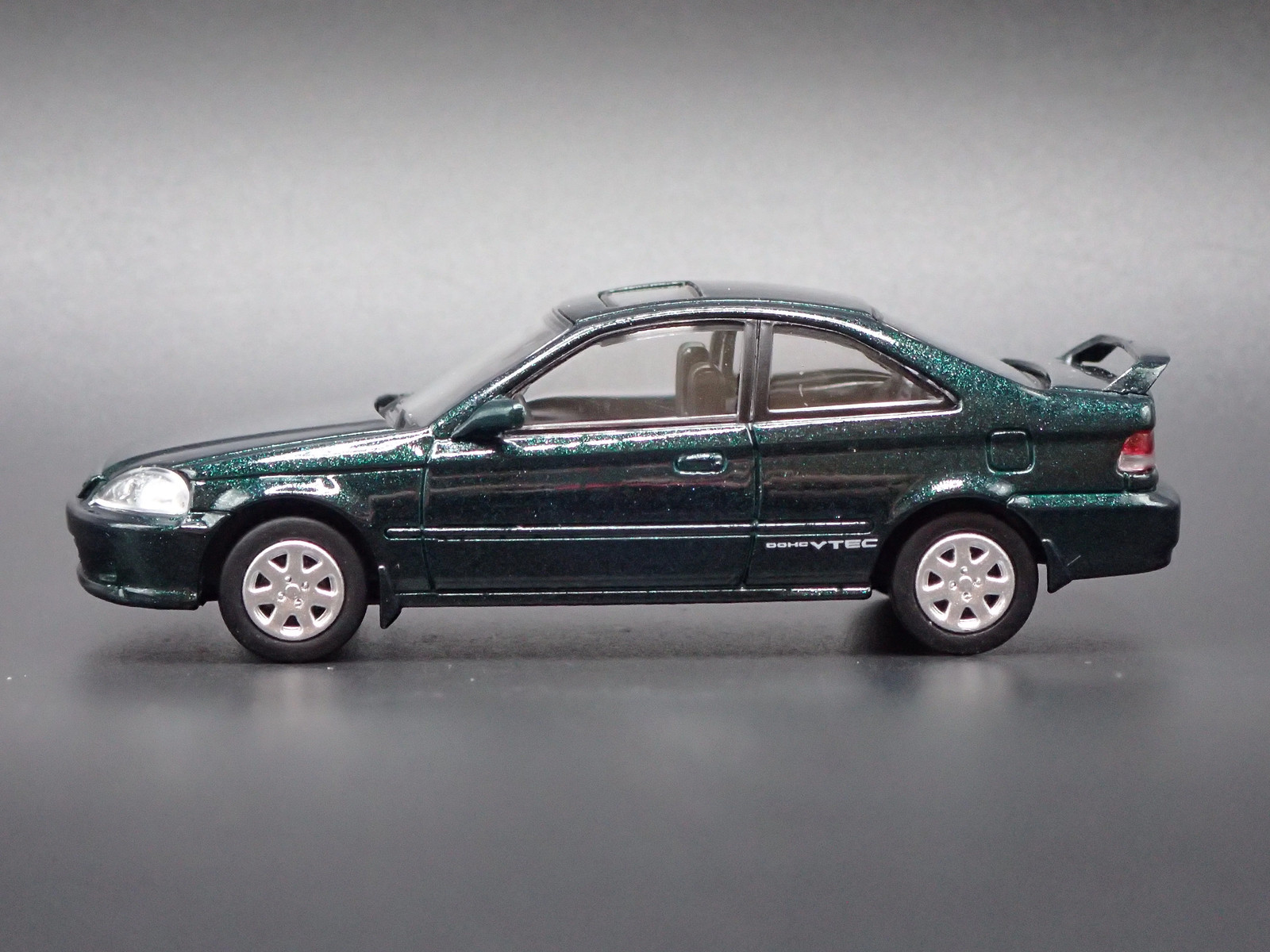 1996-2000 HONDA CIVIC SI COUPE GREEN 1/64 SCALE COLLECTIBLE DIECAST MODEL CAR