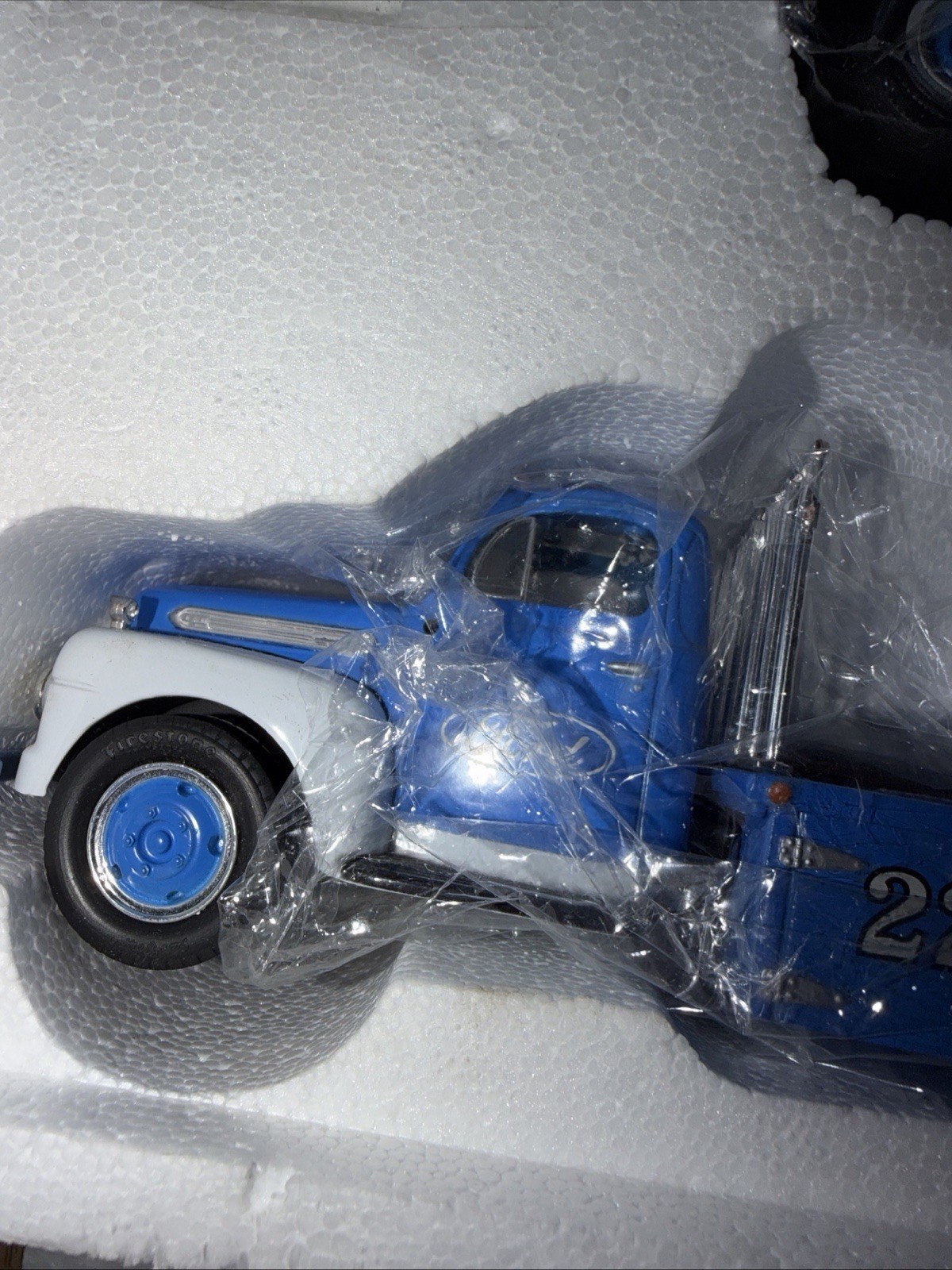 Eastwood Automobilia Ford ’56 Stock Car ’51 F-6 Flatbed 1:34 Diecast Blue New