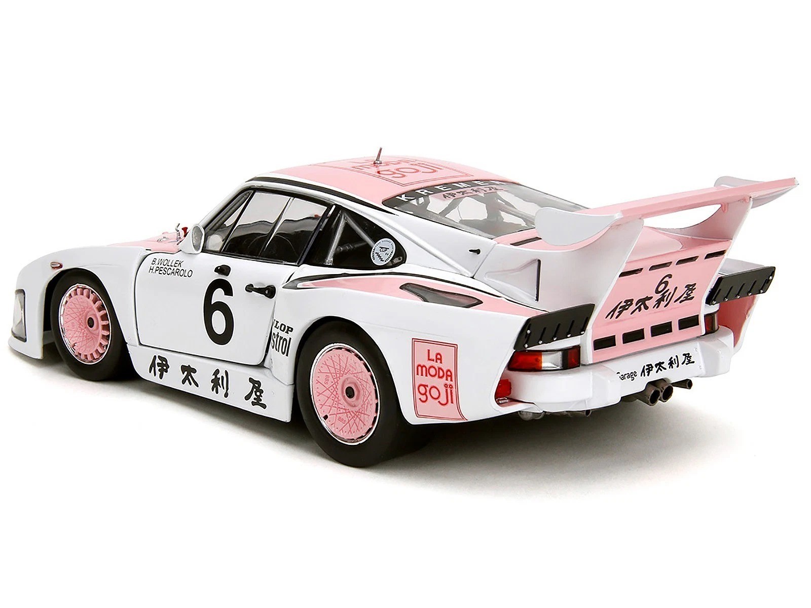 Jada 1:18 1981 Porsche 935 K3 – 1000KM Suzuka 1981 White/Pink Model Car 36386-7B