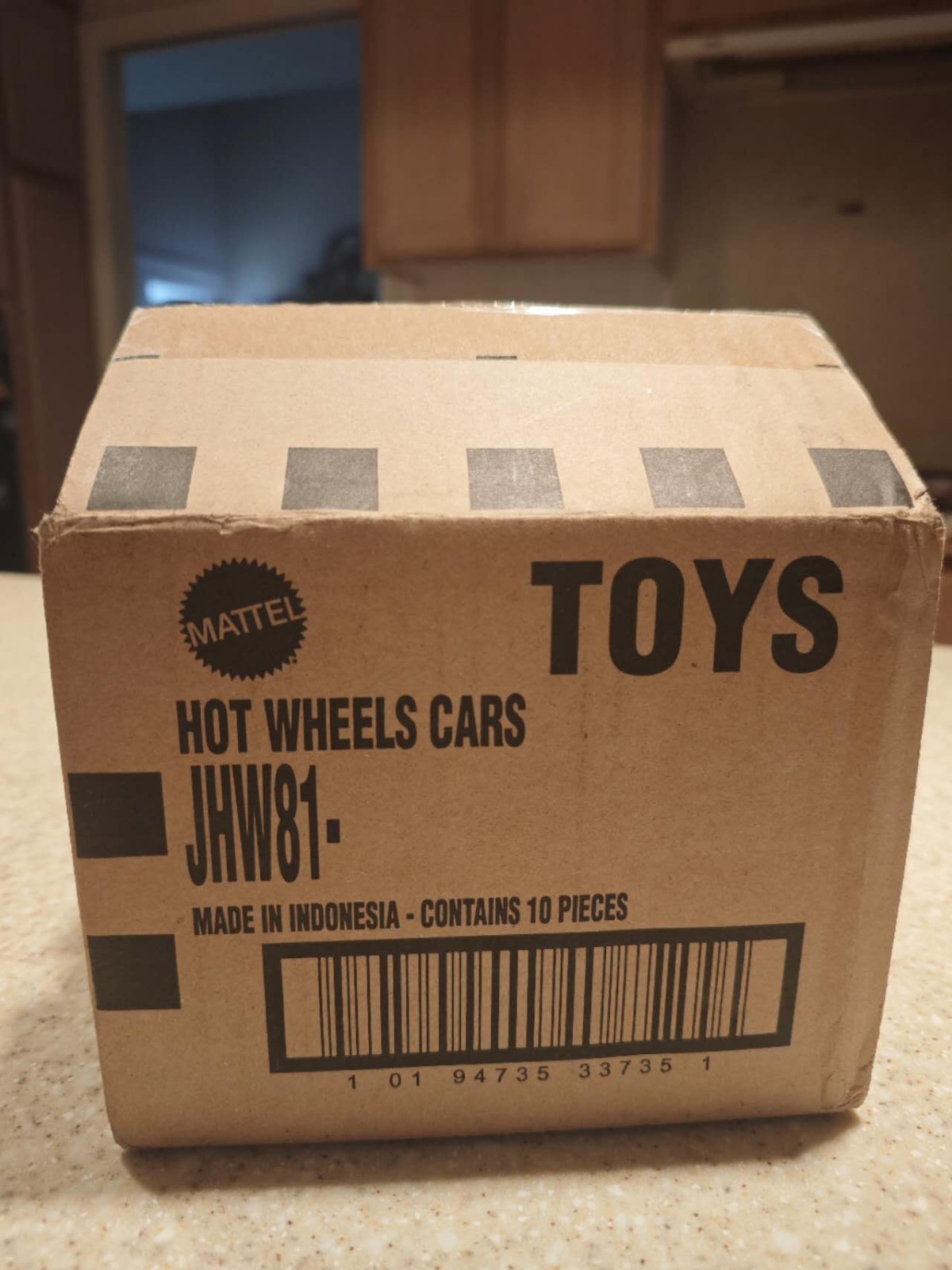 Hot Wheels Premium Pop Culture Stranger Things 1983 BMW 733i x 10 pieces