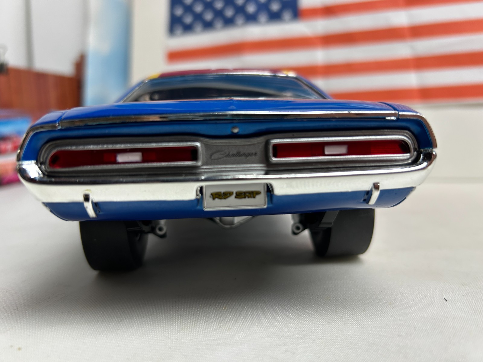 1:18 ATOMIC AUTO KRAFTERS ROD SHOPS 1971 DODGE CHALLENGER 1 OF 300