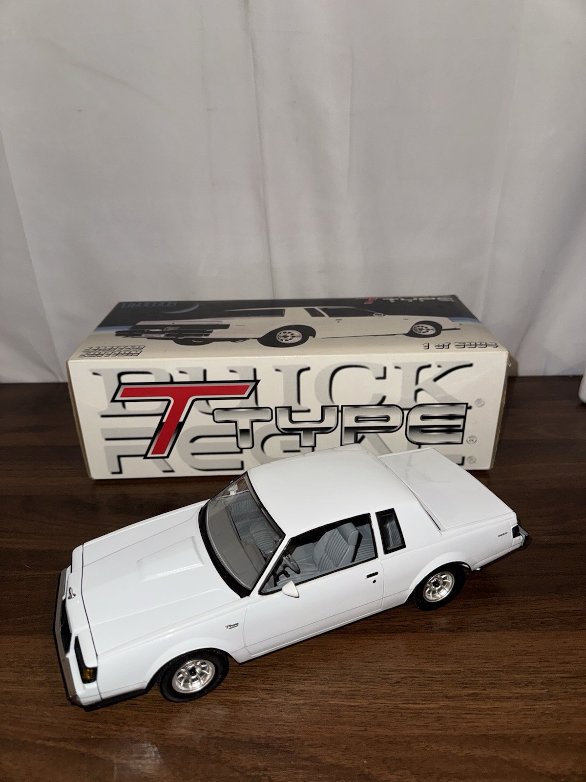 Rare 1:18 GMP White 1986 Buick Regal T-Type Diecast – 1 Of 5004 With Box!