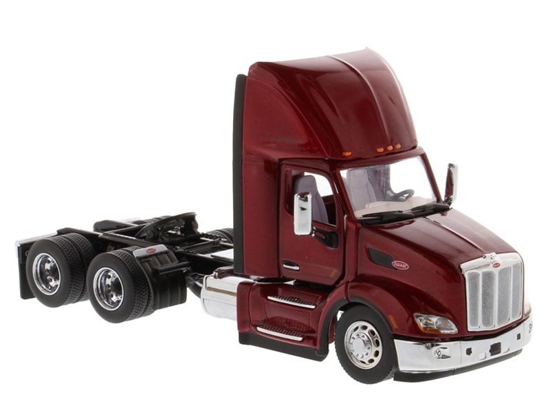 1:50 Peterbilt 579 UltraLoft Day Cab SBFA – Legendary Red – Diecast Masters