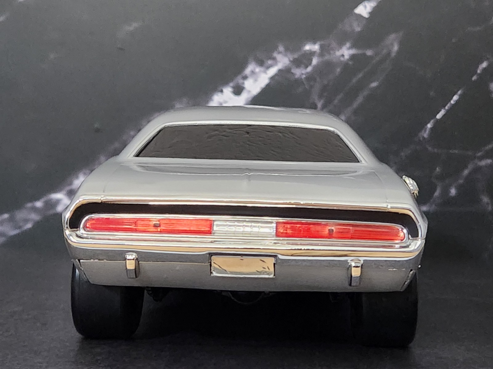 1/18 ERTL 1970 CHALLENGER-CUSTOM BUILT-READ DESCRIPTION FULLY!!