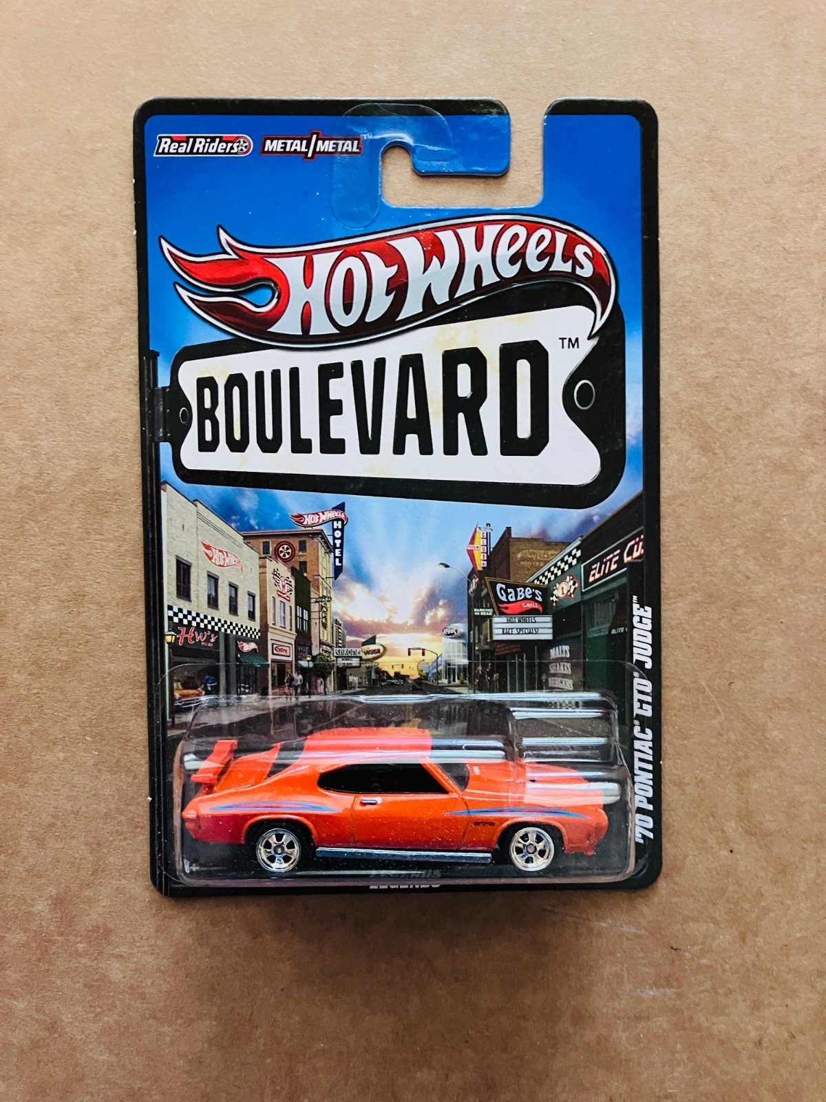 Hot Wheels 2012 Boulevard Legends Series 70 Pontiac GTO Judge Real Riders