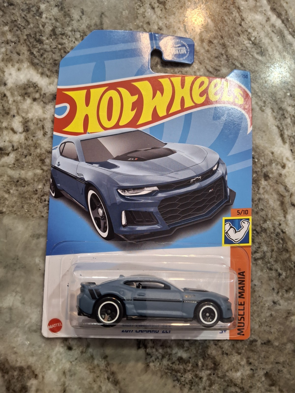 Hot Wheels – KROGER EXCLUSIVE COLOR – 2017 CAMARO ZL1