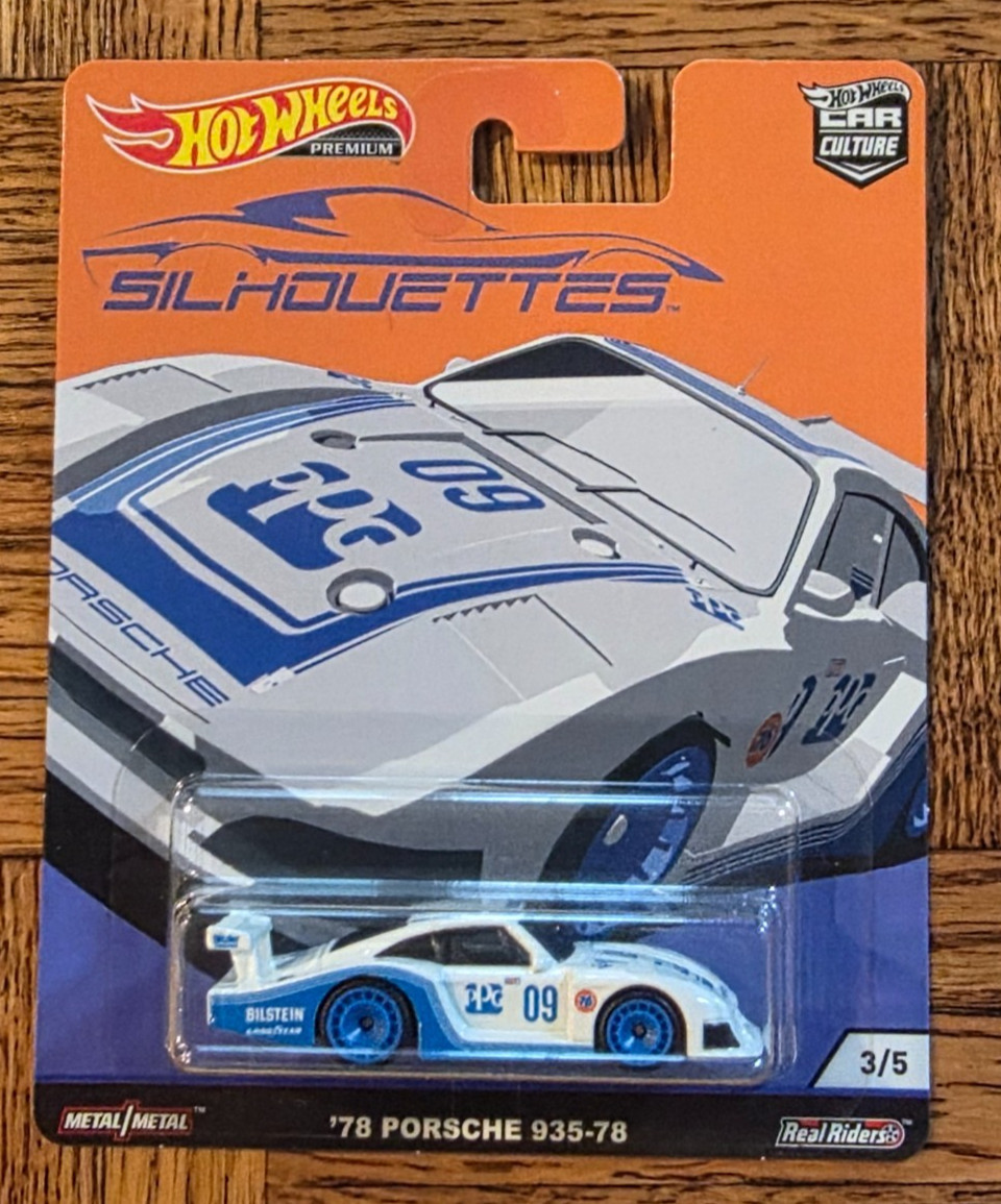 Hot Wheels Premium 1/64 Silhouettes Porsche 935 -78 Car Culture Real Riders