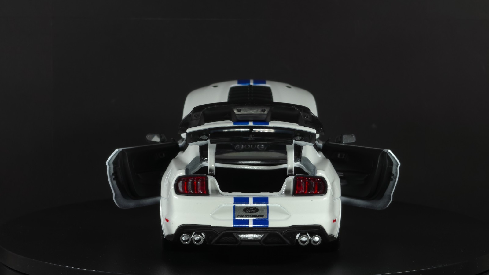 2020 Mustang Shelby GT500 1:18 Maisto Exclusive Style Special Edition
