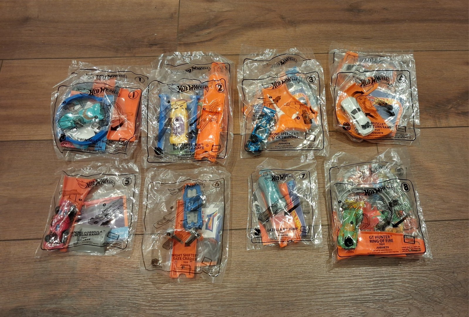 Hot Wheels Complete 2019 McDonald’s Happy Meal Lot of 8 +extras – New in Package