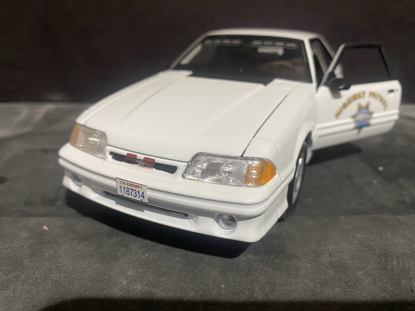 CHP 1:24 Scale 1993 Ford Mustang GT Custom Slicktop