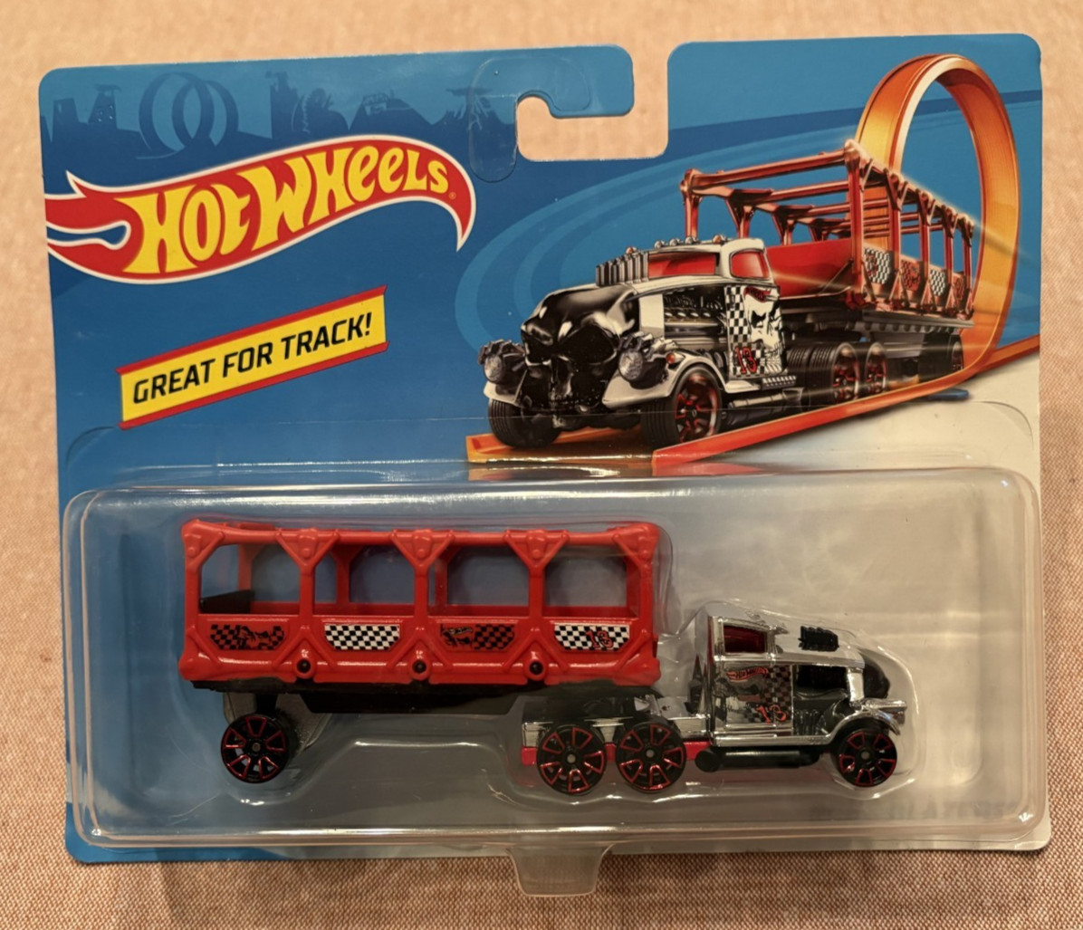 HOT WHEELS 50TH 2018 Track Stars Haulers BONE BLAZERS BLACK