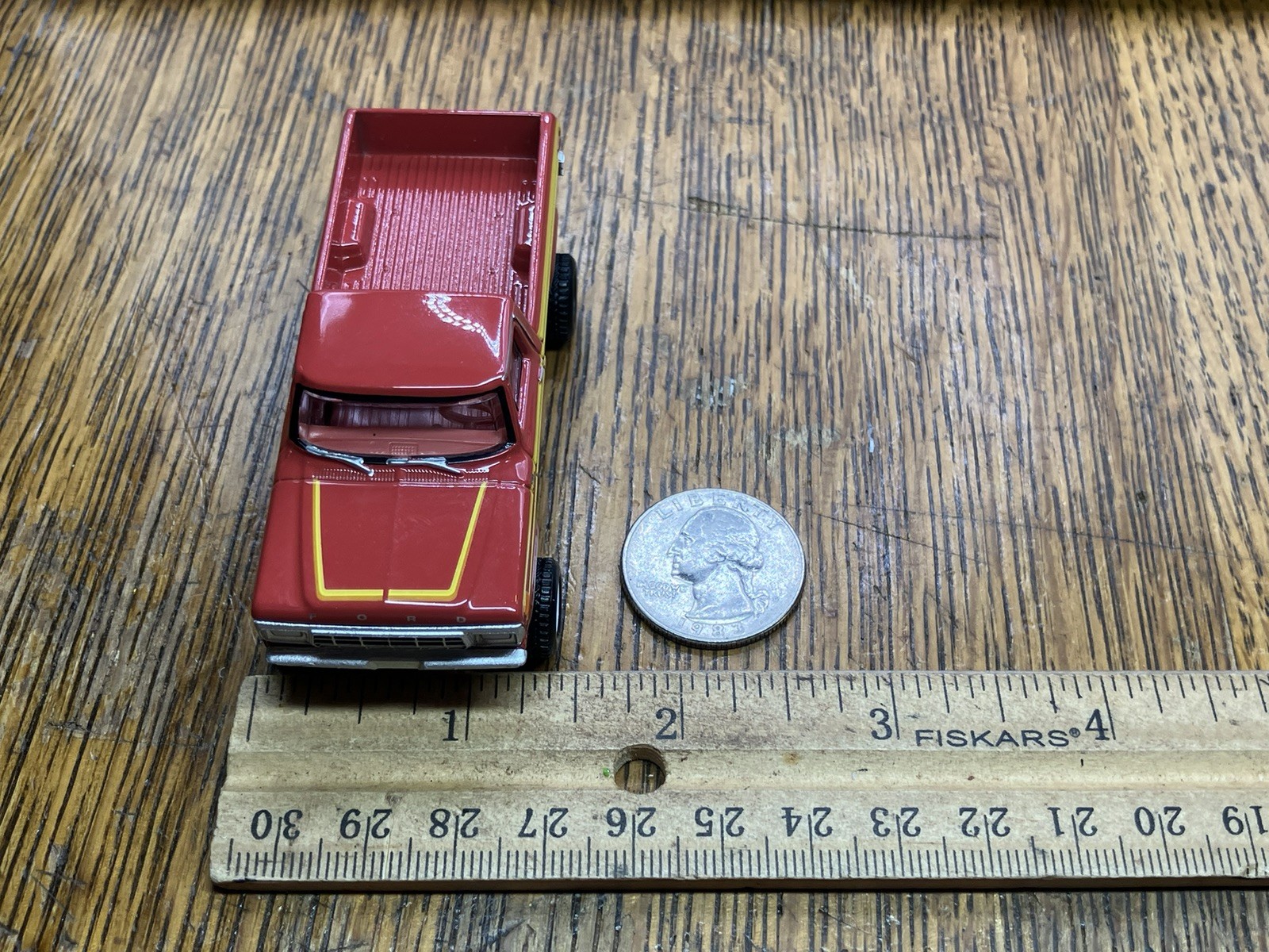 1978 Ford F-150 Ranger Explorer Lifted 4×4 Truck 1/64 Diecast Custom Greenlight