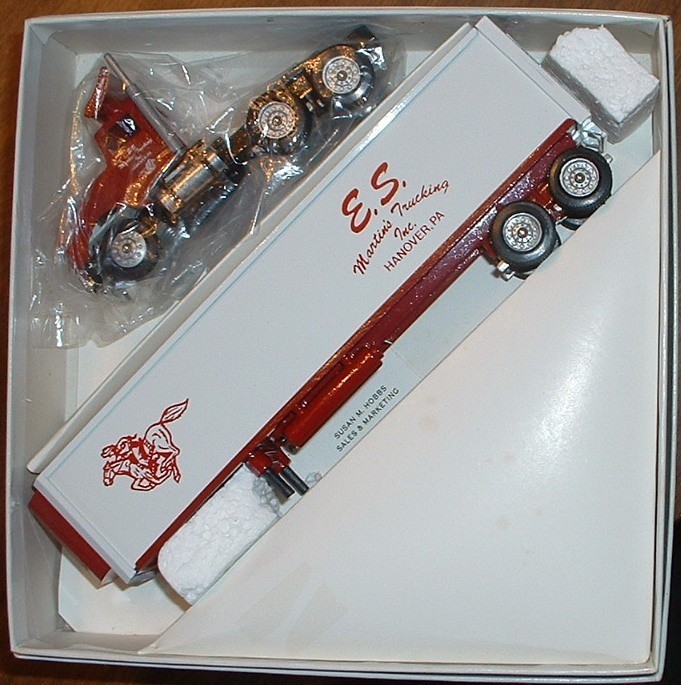 ES Martin’s Trucking Hanover, PA ’93 Winross Truck