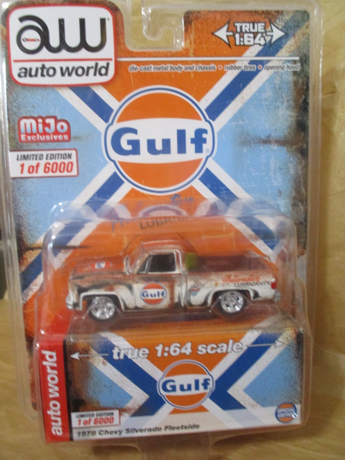 Auto World Mijo Exclusive Patina Gulf Oil 1978 Chevy Pickup 1:64 D Rubber Tires