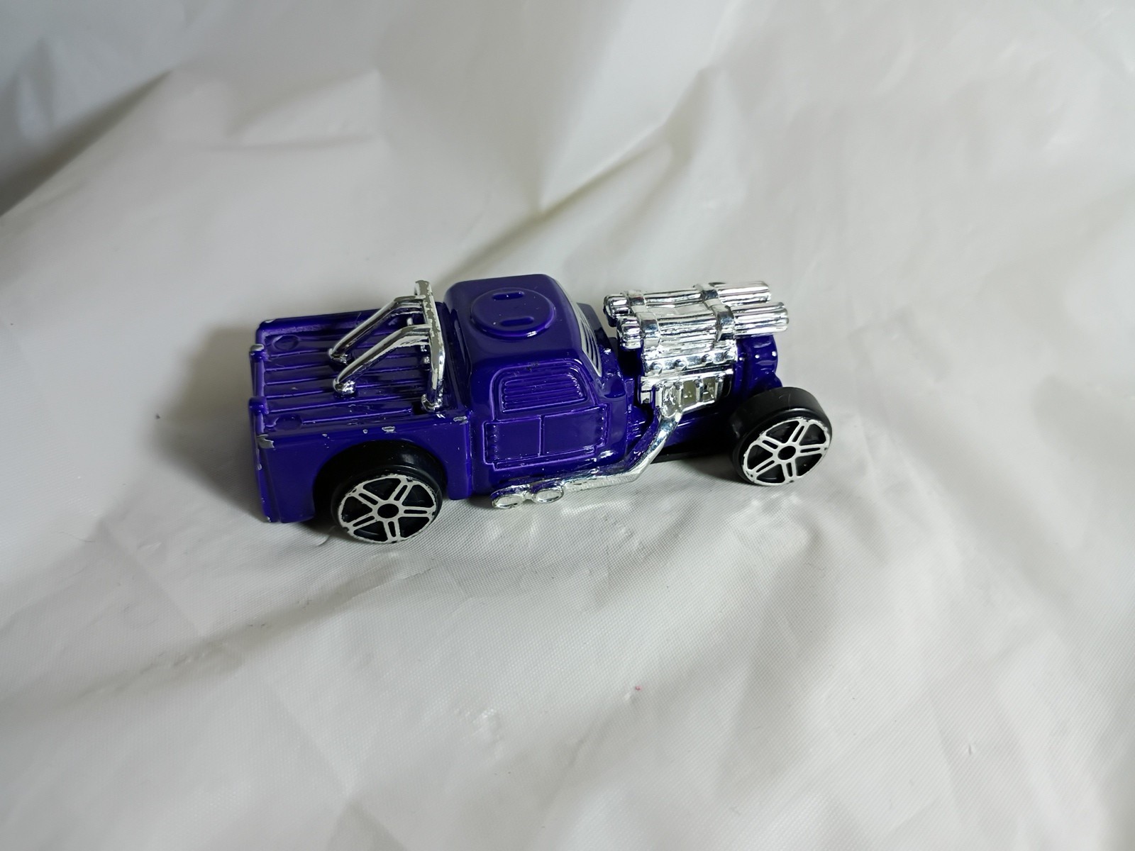 Maisto Leadslinger Purple 1:64 Diecast Hot Rod Exposed Engine Loose Car