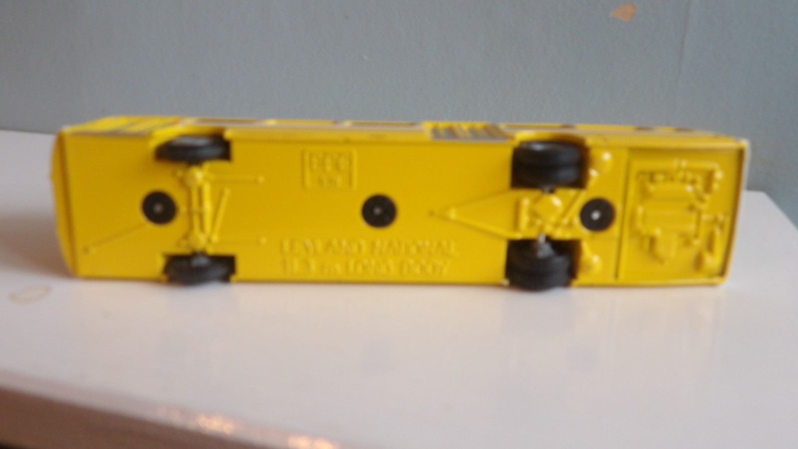 EFE 15103 NORTHERN GENERAL TRANSPORT CO LONG LEYLAND MARK 1 DIECAST 1:76 SCALE.