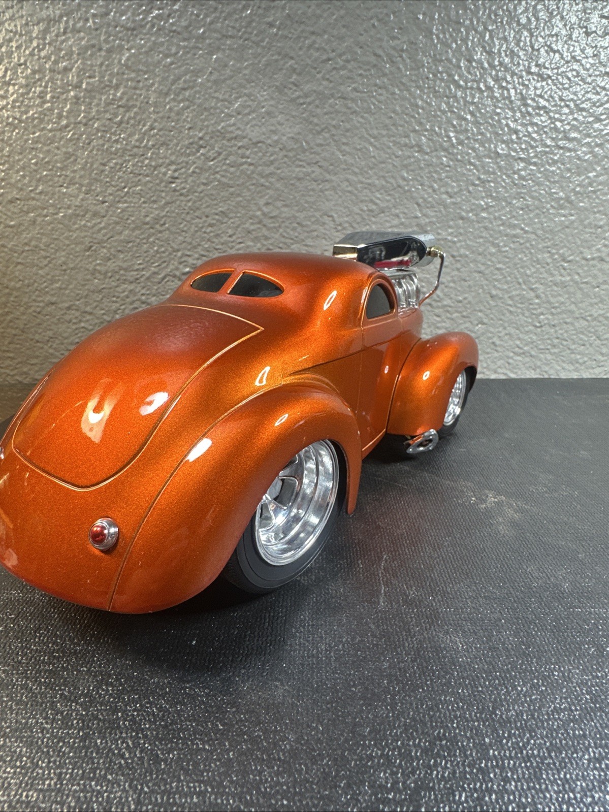 MUSCLE MACHINES 1941 WILLYS COUPE Burnt Orange /Copper 1:18 2001 Funline