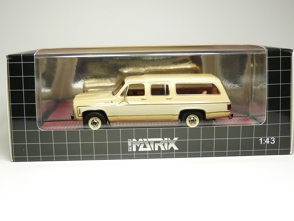 Matrix MX20302-373 1/43 1978 Chevrolet Suburban K10 Resin Model Car