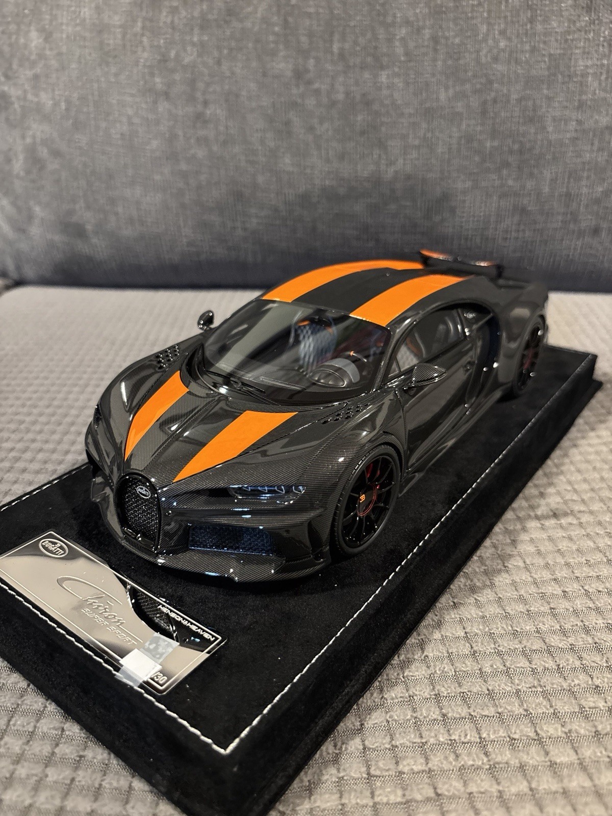 1/18 HH Henson & Heaven Bugatti Chiron SuperSport Carbon/orange High Wing Limite
