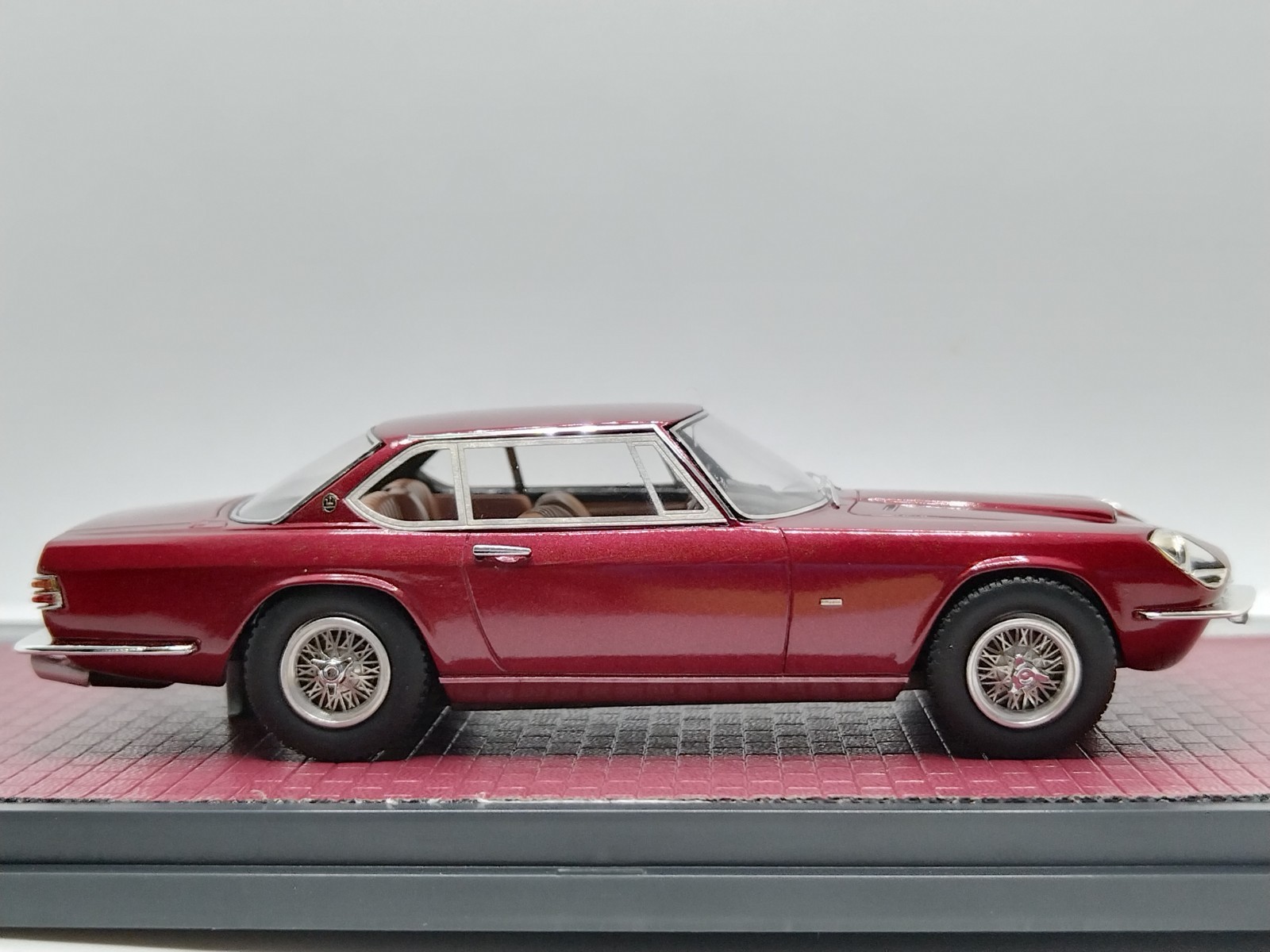 MATRIX 1/43 Maserati Mexico Speciale Frua 1967. Wow Rare!