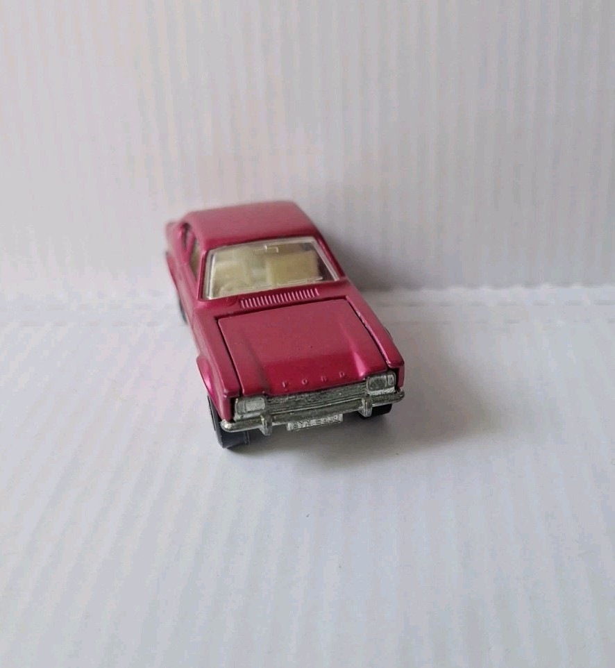 Matchbox Lesney Superfast MB54 Pink Magenta Ford Capri – 1970’s 1/64 Diecast