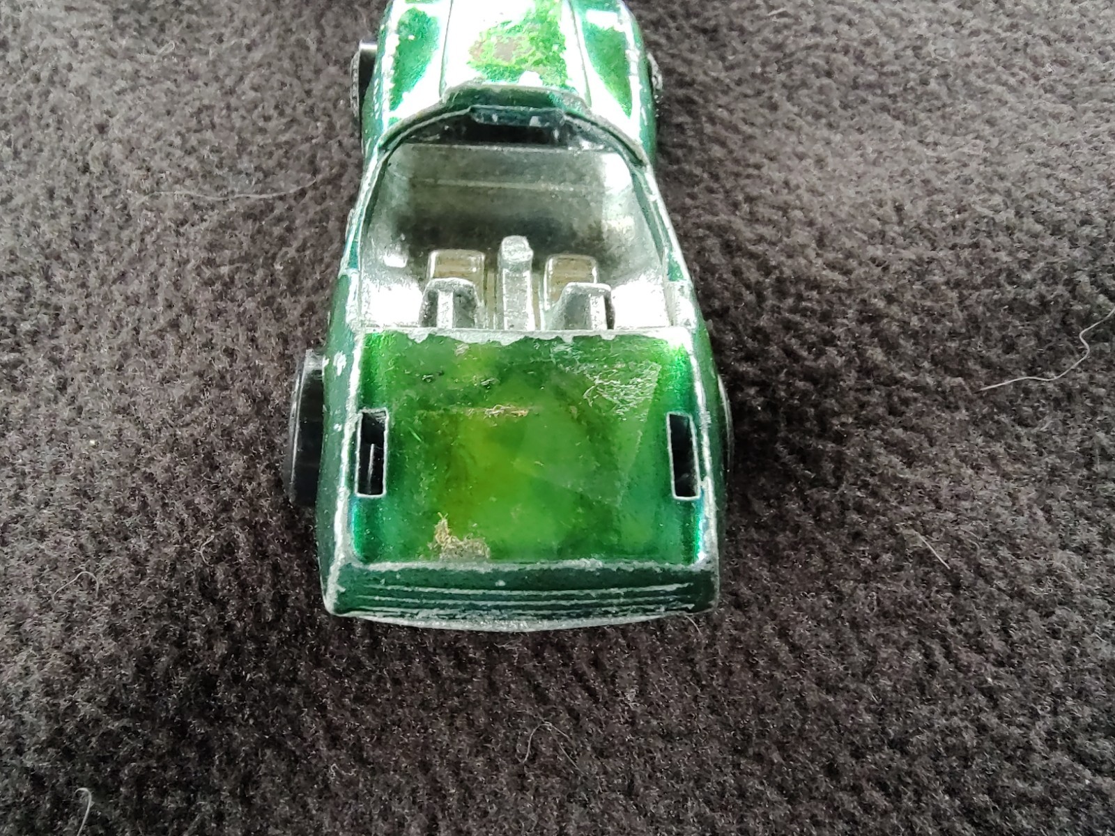 JOHNNY LIGHTNING CUSTOM SPOILER TOPPER & PURPLE CUSTOM 32′ FORD ROADSTER REDLINE