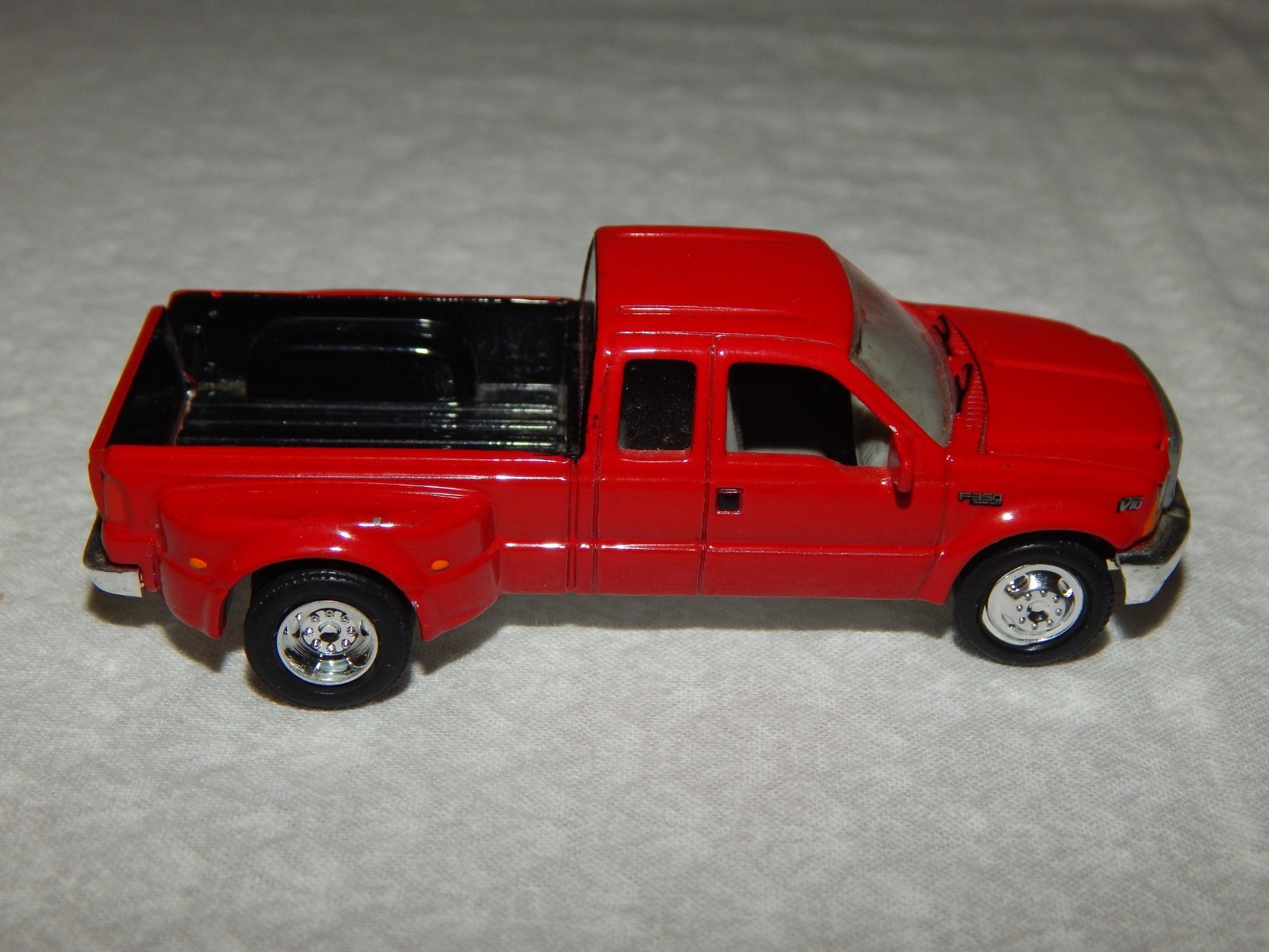 Racing Champions MINT 1999 Ford F-350 Dually Pickup ~ Red ~ 1998 (#165)
