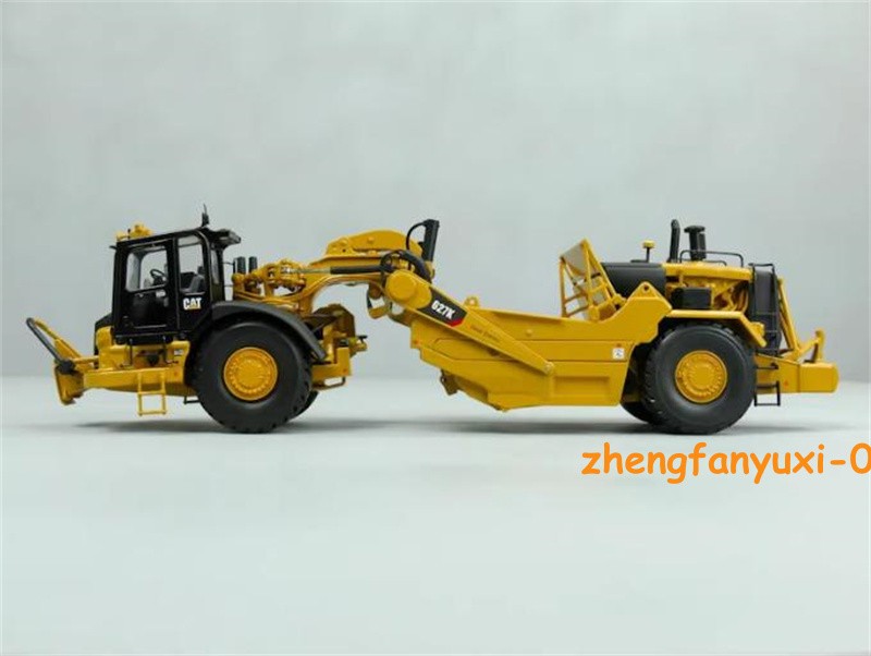 1/50 Caterpillar 627K Wheel Tractor-Scraper Alloy Engineering Vehicle Model Gift